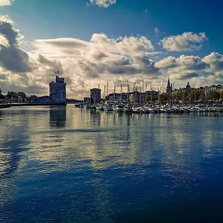 Apartment Bel 2 Chambres Entre La Plage Et Le Centre La Rochelle (Charente-Maritime)
